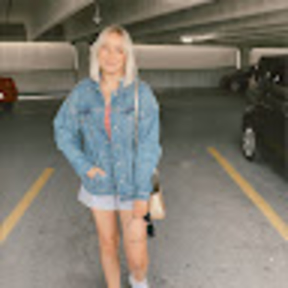 Meet your Posher, Hayley